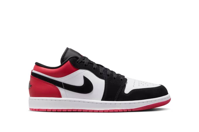 Air Jordan 1 Low Se 'Black Toe'